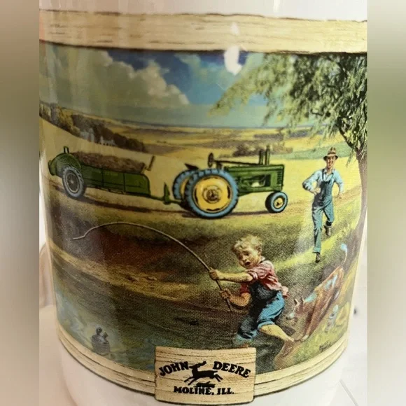 John Deere Green and White Mug with Tractor Scene - Picture 6 of 9